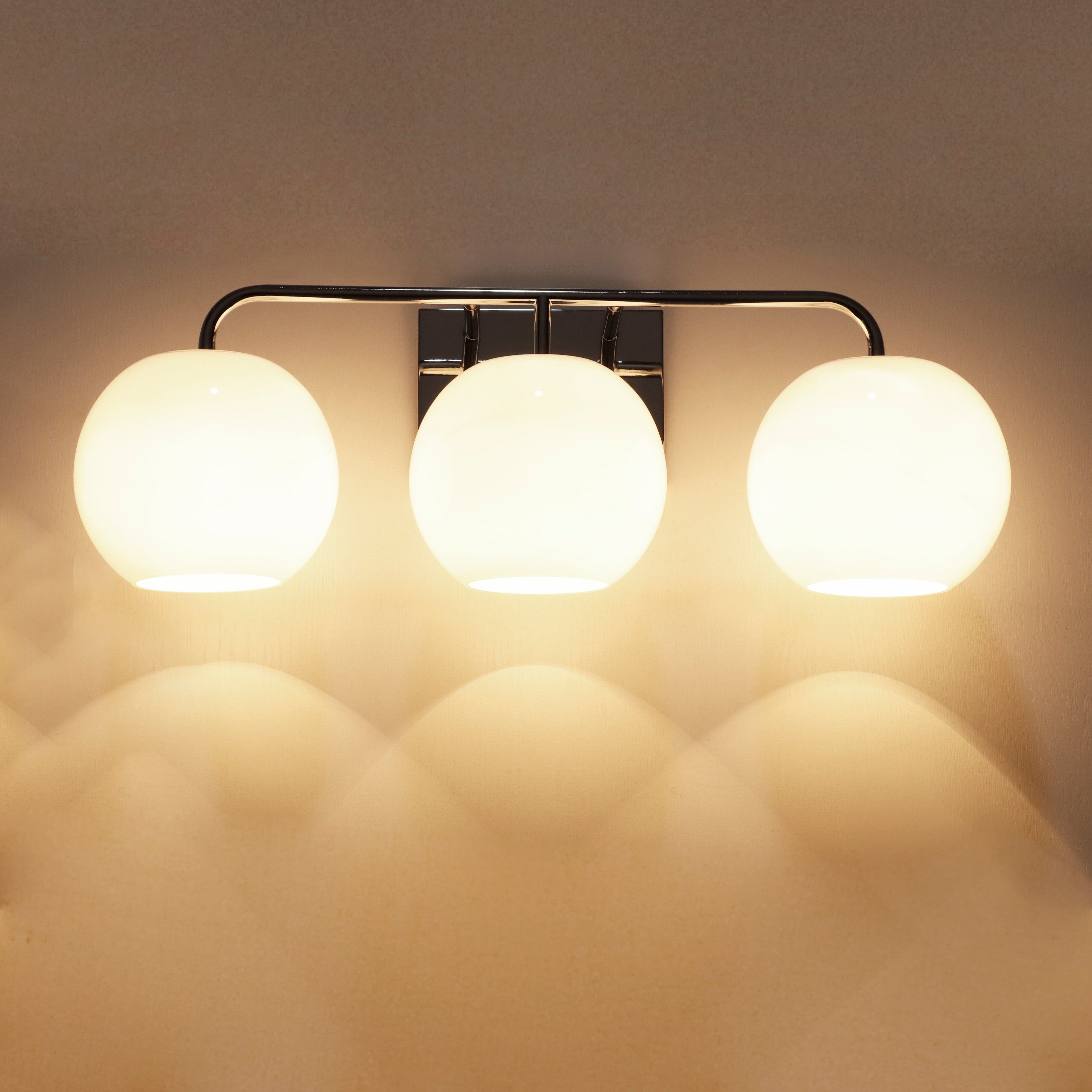 3 Light 20" Curved Bathroom Vanity Light - Chrome